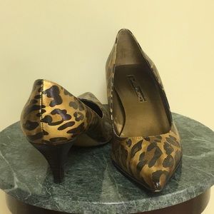 Bandolino leopard print pumps, 9 1/2.